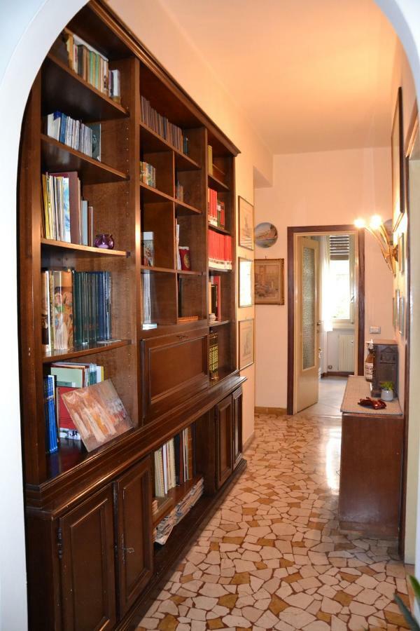 Casa Violante Apartment เวโรนา ภายนอก รูปภาพ